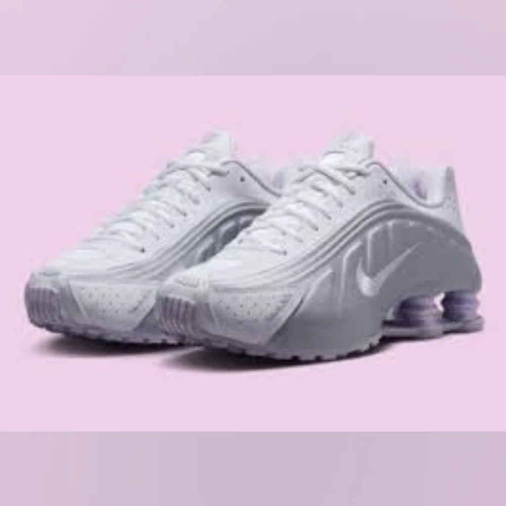 Women's Nike Shox R4 Grape HF5076-100 Size 7 NWOB